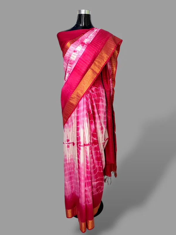 Pink_Handcrafted_Colorblock_Cotton_Silk_Blend_Saree_with_Running_Blouse_Piece_–_Woven_by_Bhagalpur_Artisans_|_Hatha_Karagha