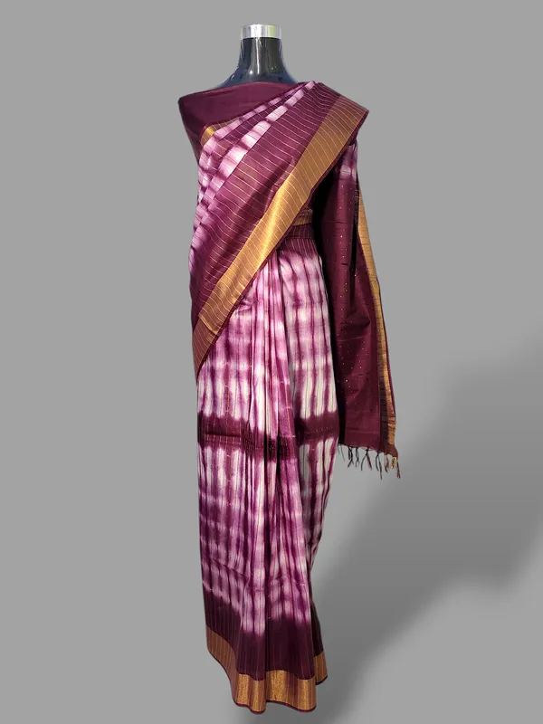 Wine_Handcrafted_Colorblock_Cotton_Silk_Blend_Saree_with_Running_Blouse_Piece_–_Woven_by_Bhagalpur_Artisans_|_Hatha_Karagha
