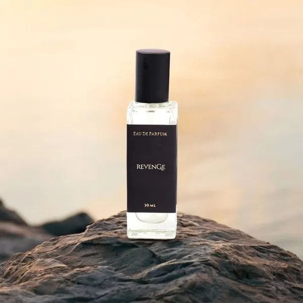 Revenge_Premium_Edp_Of_30Ml_For_Men_And_Women