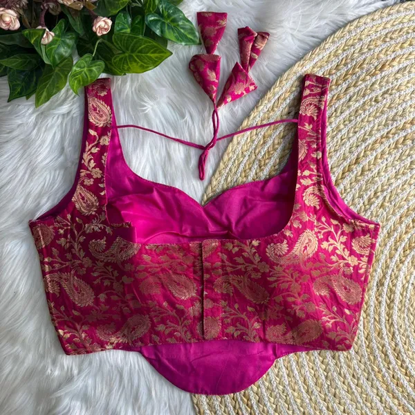 Rani_Corset_Style_Banarasi_Blouse
