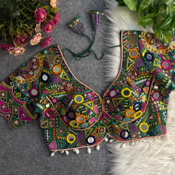 Bottle_Green_Pure_Cotton_Navratri_Special_Apple_Cut_Blouse