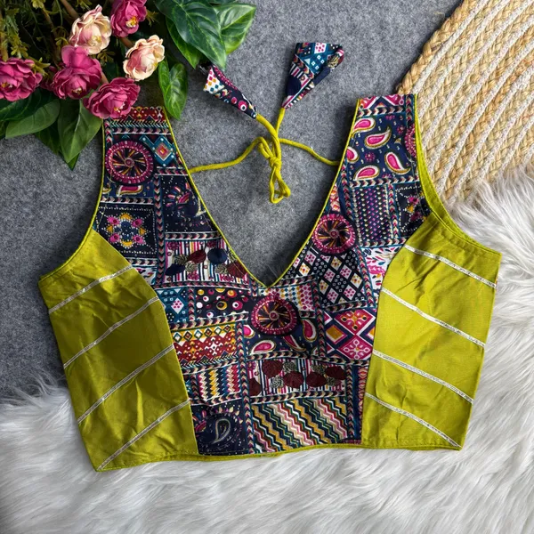 Bottle_Gree_Rayon_Cotton_Traditional_Print_And_Gotta_Work_Blouse