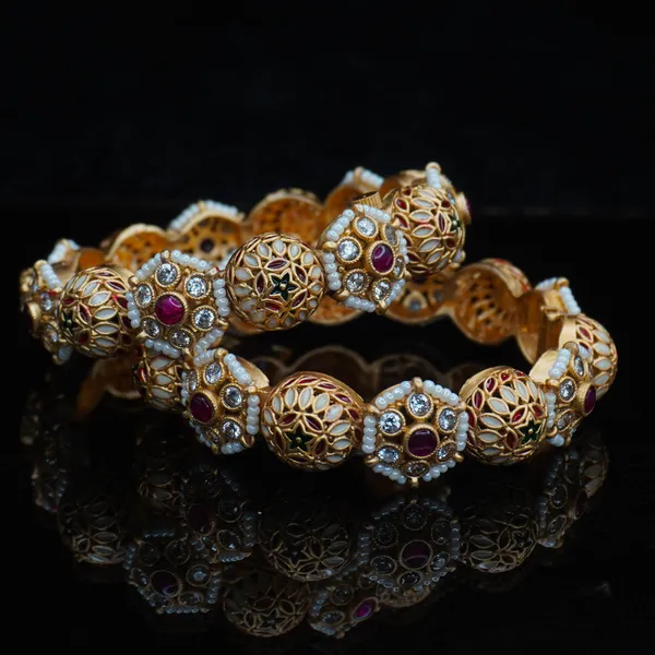 Golden_Brass_Premium_And_Elegant_Embedded_Stones_Design_Bangle_For_Women
