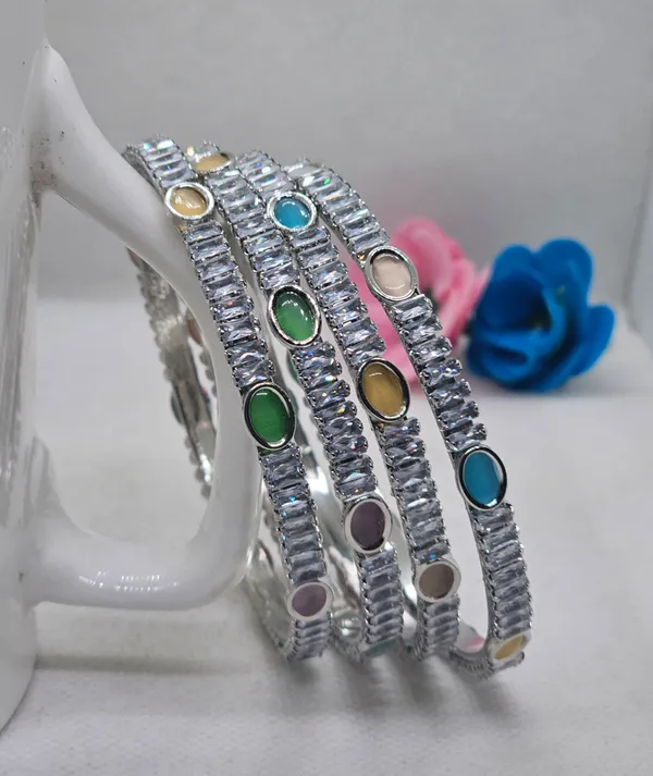 Silver_Brass_Premium_And_Elegant_Rectangular_Crystal_Setting_Design_Bangle_For_Women