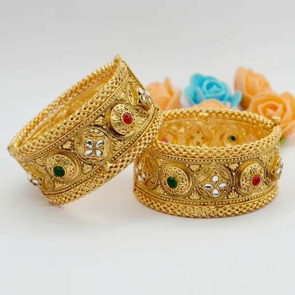 Heritage_Round_Motif_Kundan_Kada_Bangles