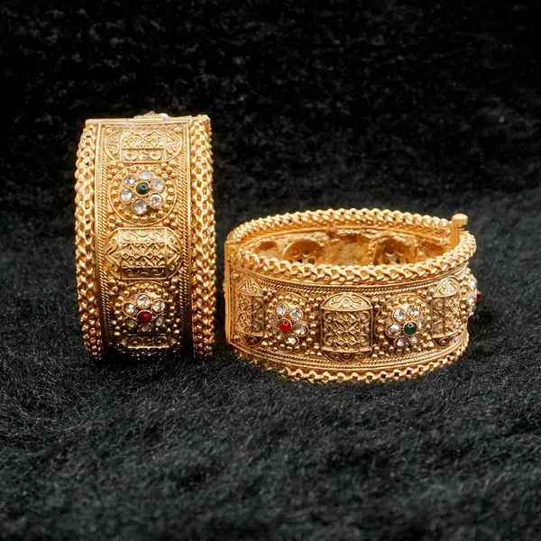 Kundan_Heritage_Circle_Kada_Bangles