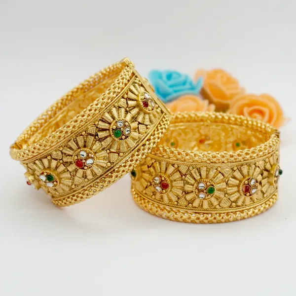 Elegant_Women_Kada_Bangle