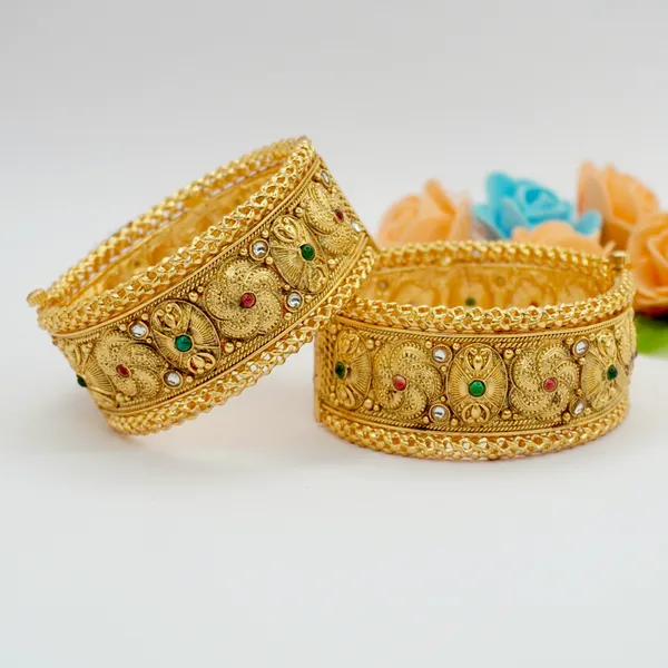 Golden_Brass_Premium_And_Elegant_Traditional_Bridal_Kada_Design_Bangle_For_Women