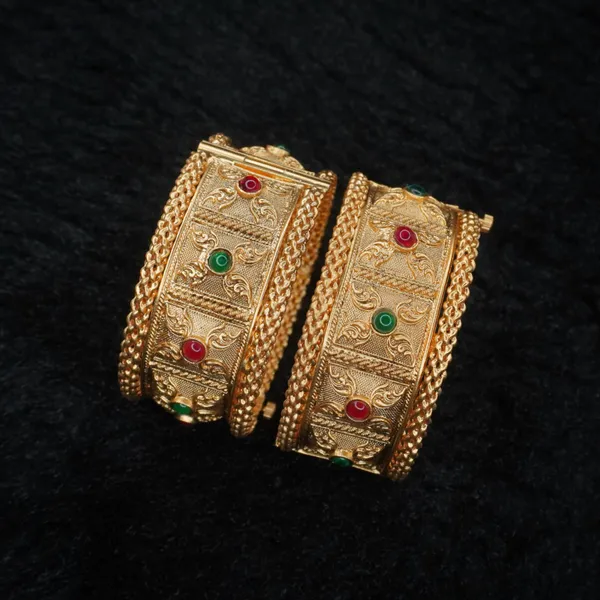 Eternal_Charm_Kada_Bangles