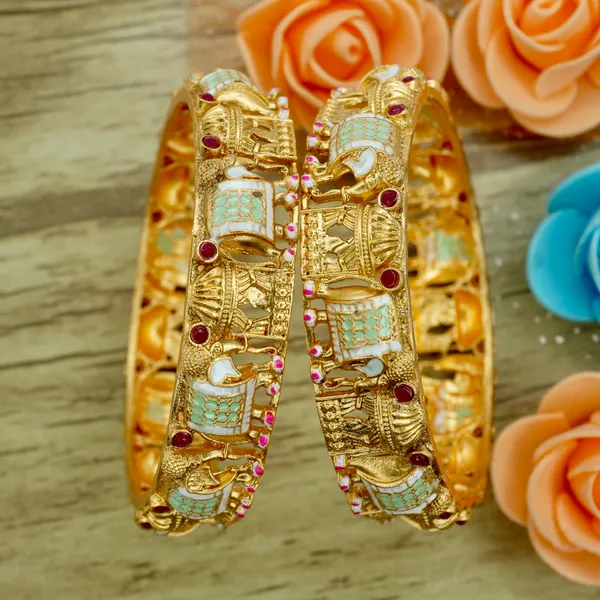 Golden_Brass_Premium_And_Elegant_Meenakari_Enamel_With_Animal_Motifs_Design_Bangle_For_Women