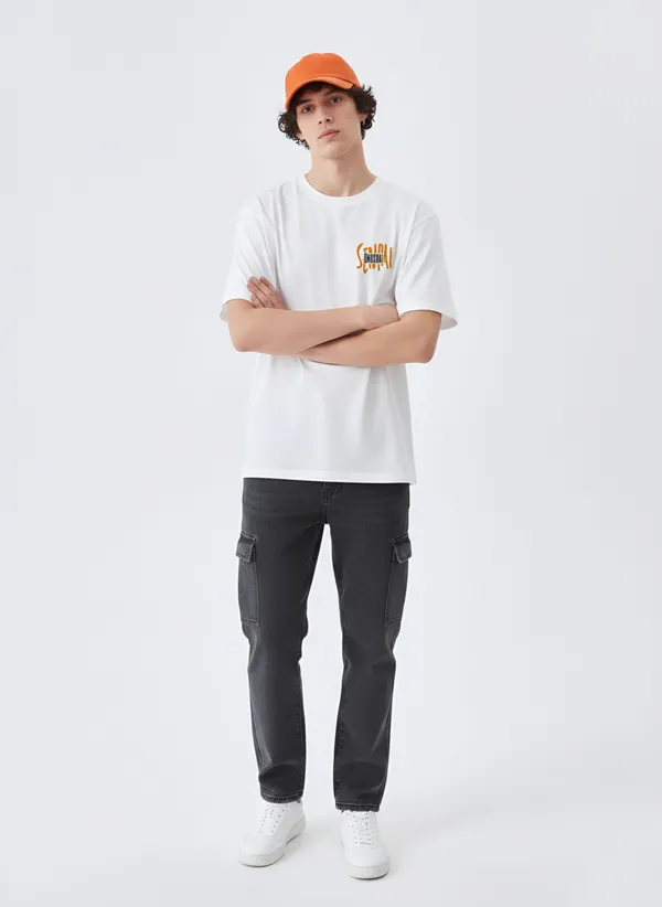 White_Oversized_T-Shirt_For_Unisex