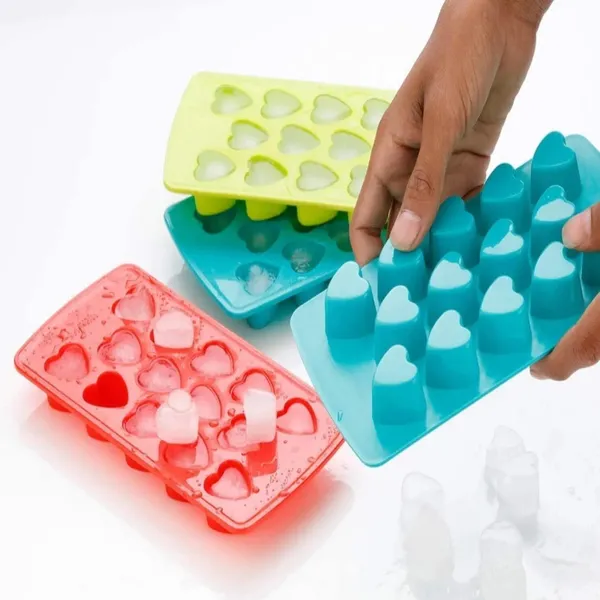 Multicolor_3_Pcs_Heart_Shape_Ice_Cube_&_Chocolate_Mold_Tray
