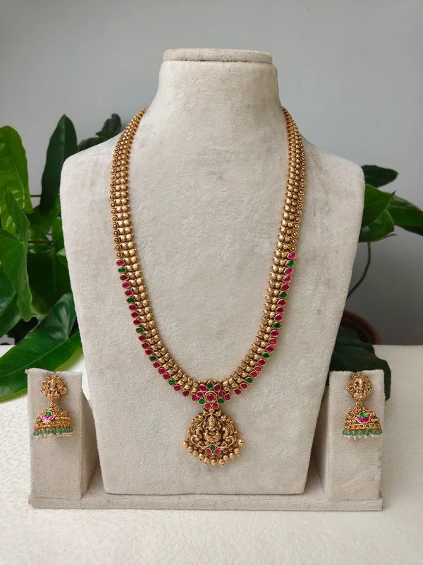 Ratna_Lakshmi_Haram