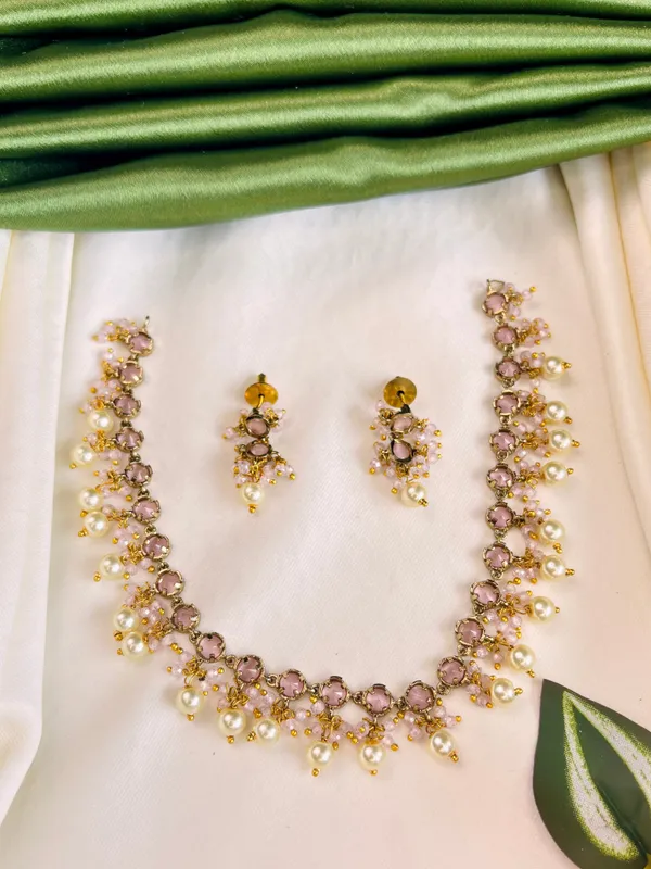 Elegant_Pearl_&_Crystal_Jewellery_Set_For_Women