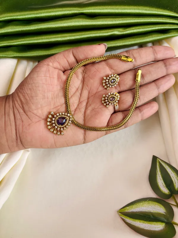 Purple_Violet_Royalty_Set_For_Women