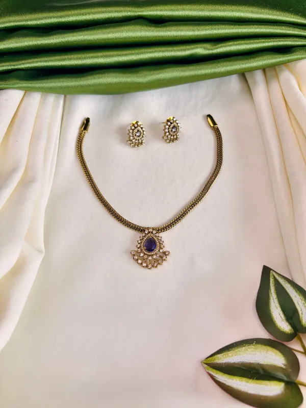 Purple_Violet_Royalty_Set_For_Women