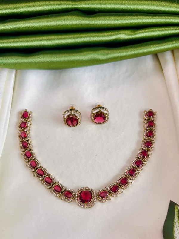 Red_Crimson_Grace_Set_For_Women