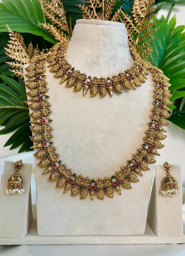 Ahana_bridal_set