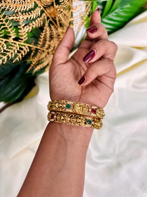 Ananta_Shringar_Kada_Pearl_Design