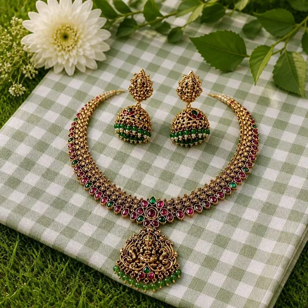 Devi_Kemp_Necklace