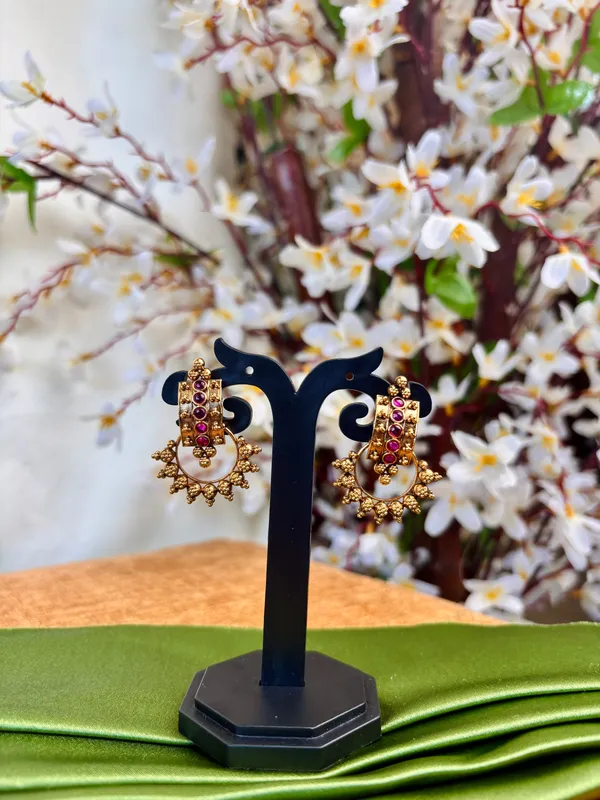Gulnaar_Vritti_Earrings_For_Women