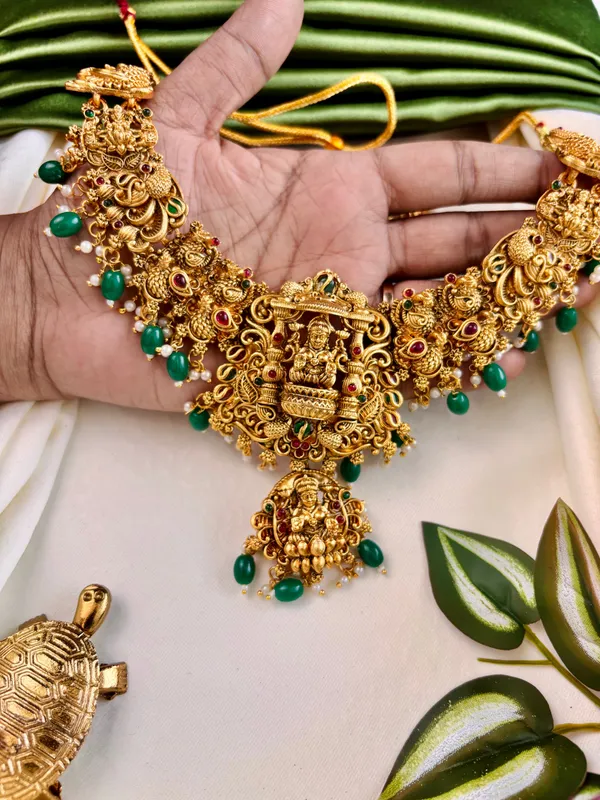 Sriharika_Mala_For_Women