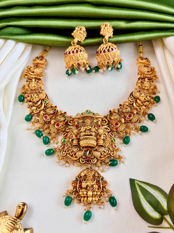Sriharika_Mala_For_Women