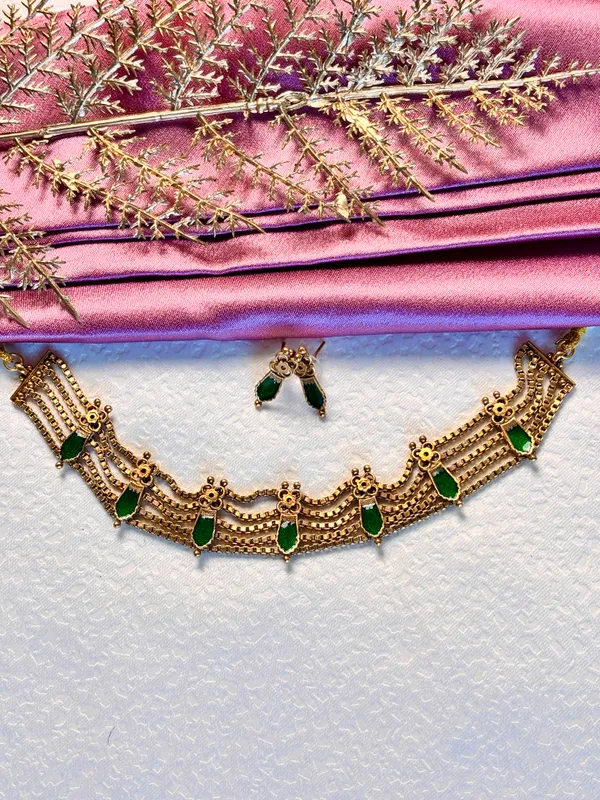 Green_Nagapadam_Choker_set_EN_106