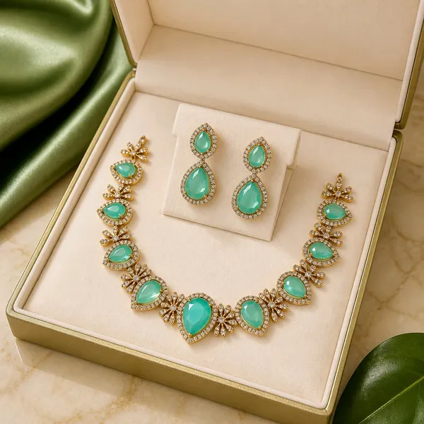 Teal_Green_Mint_Royale_Necklace_Set_For_Women
