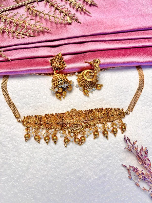 Lakshmi_Peacock_Design_Chocker_with_Jumka_Set_EN_105