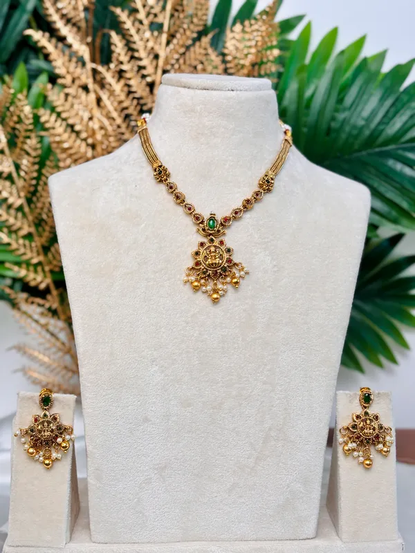 Lakshmika_Antique_Set_EN_102