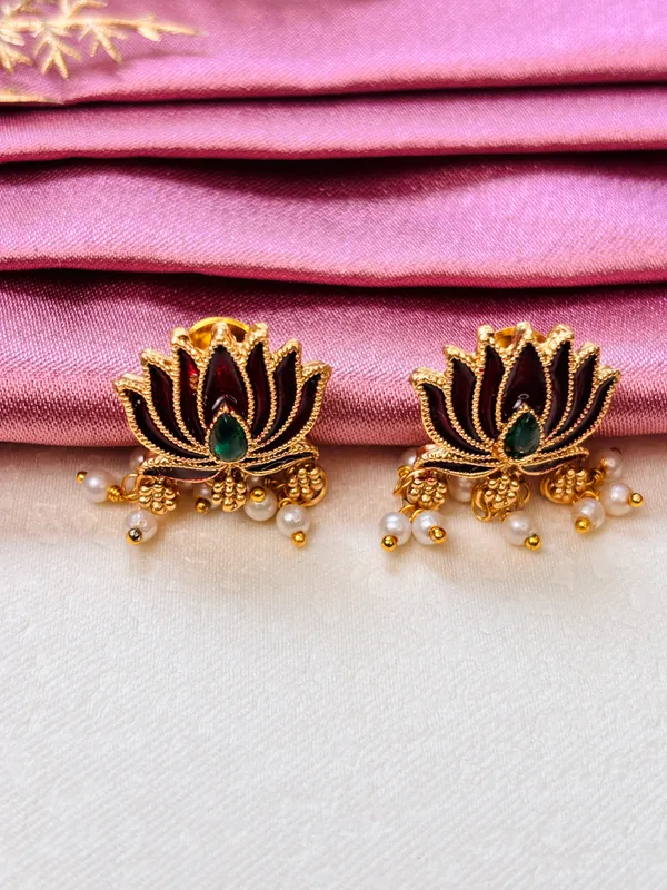 Maroon_Thamara_lotus_pearl_drops_EN_075