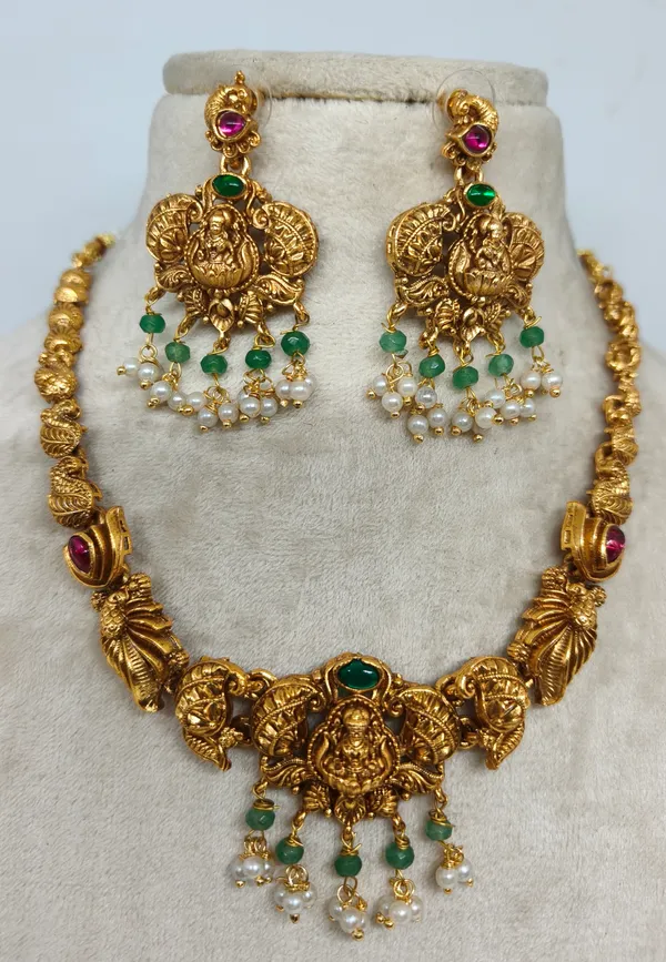 Mayura_Devi_Necklace