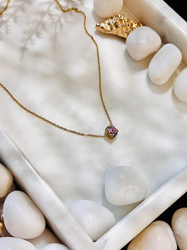 Multi_Aurora_Cube_Necklace_EDN_035