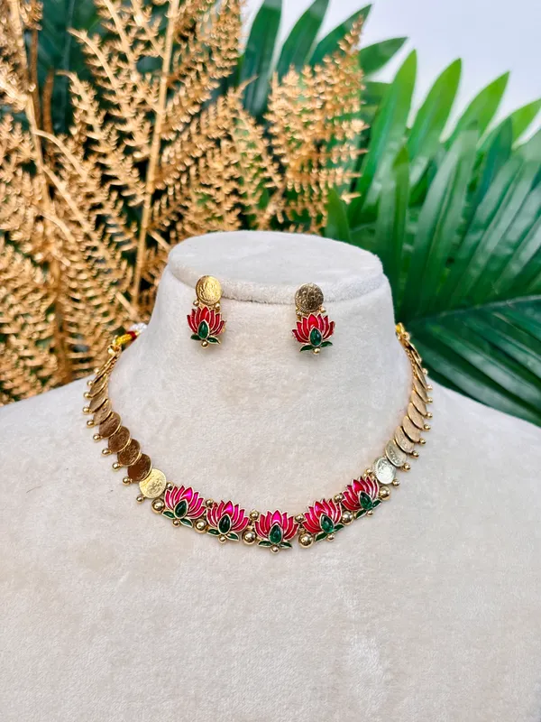 Padma_Kasu_Necklace_EN_100