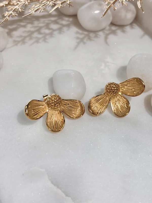 Elegant_Design_Every_Day_Earrings_For_Women