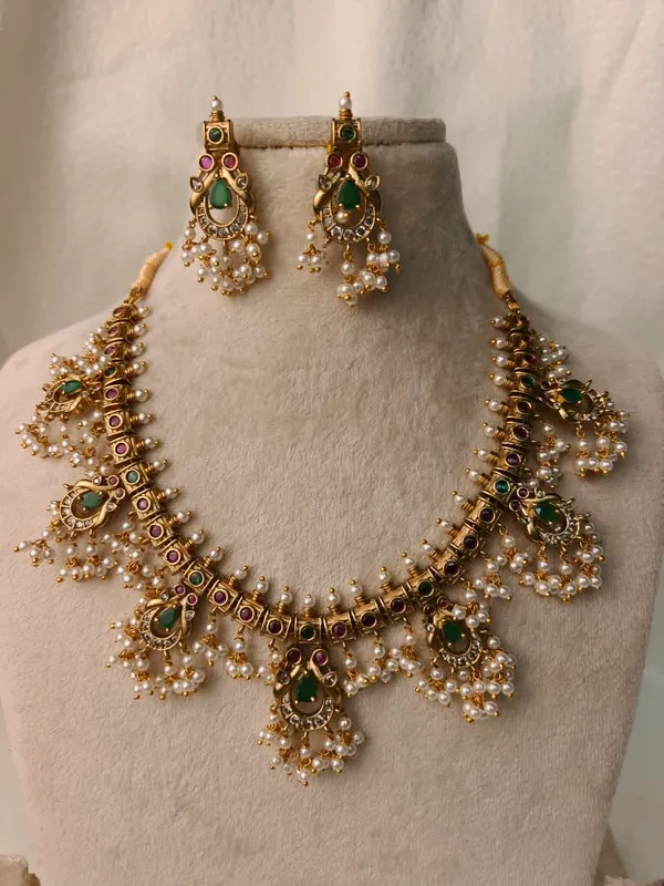 Ratna_Pearl_Jhumka_Necklace_Set