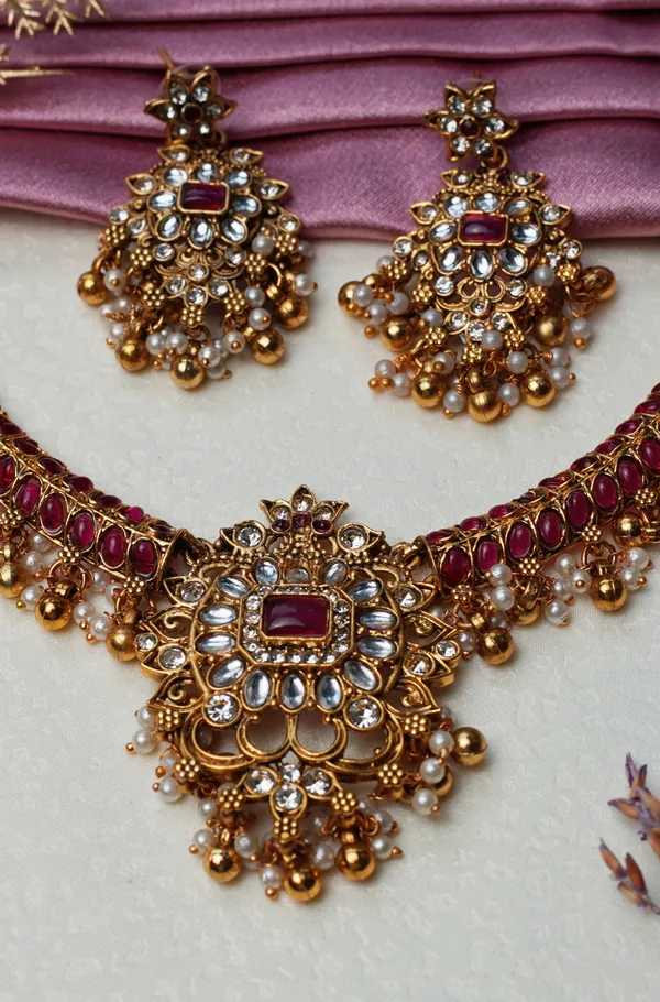 Red_Amrita_Kiranam_EN_088