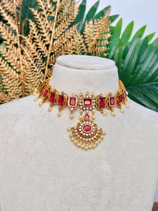 Red_Arunika_Choker_Premium_Necklace_EN_094