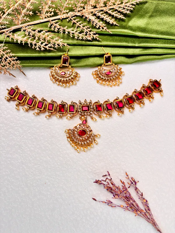Red_Arunika_Choker_Premium_Necklace_EN_094