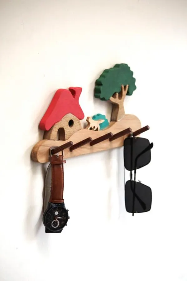 Farm_House_Decorative_Wooden_Key_Hanger_for_Wall,_Key_Chain_Holder,_Wall_Hanging_Holder_for_Home,_Office_&_Kitchen_Decor,_Stylish_Wooden_Stand,_Mounted_Key_Holder_(5_Hooks)