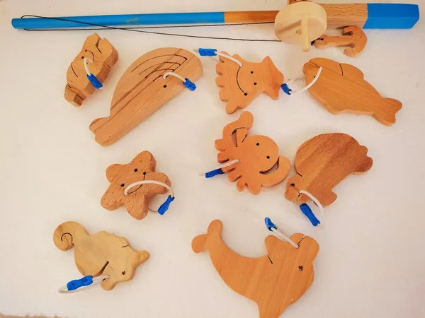 Kids_Fish_Catching_Game_|_Engaging_Fun_for_3-Year-Olds_with_1_Fishing_Rod_|_7_Beautiful_Water_Creatures/Fishes_and_Wooden_Montessori_Education_for_Endless_Educational_Adventure
