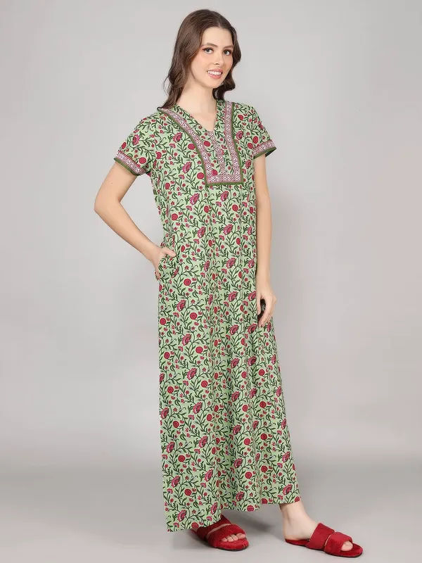 Evolove_Cotton_Nighty_Maxi_for_Women_with_Side_Pocket_|_Printed_Short_Sleeves_Full_Length_Night_Wear_Gown