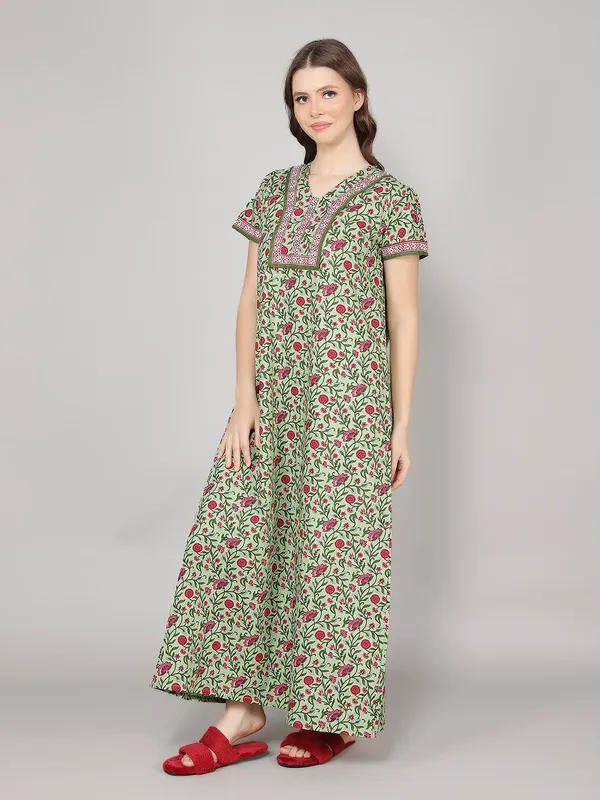 Evolove_Cotton_Nighty_Maxi_for_Women_with_Side_Pocket_|_Printed_Short_Sleeves_Full_Length_Night_Wear_Gown