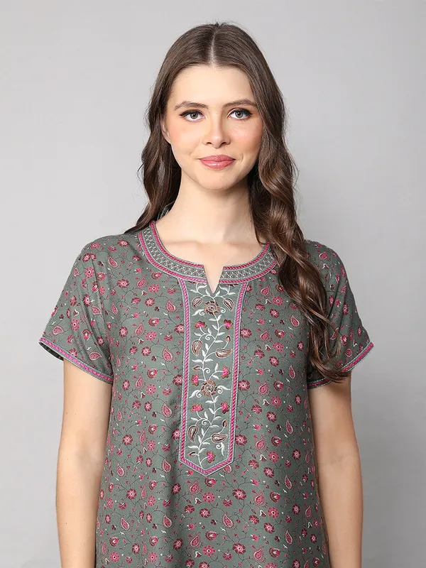 Evolove_Alpine_Floral_Print_Mint_Green_Nighty_Maxi_for_Women_with_Side_Pocket_and_Neckline_Embroidery_|_Printed_Short_Sleeves_Full_Length_Night_Wear_Gown__|_Soft_Comfortable_Sleepwear_&_Home_Wear