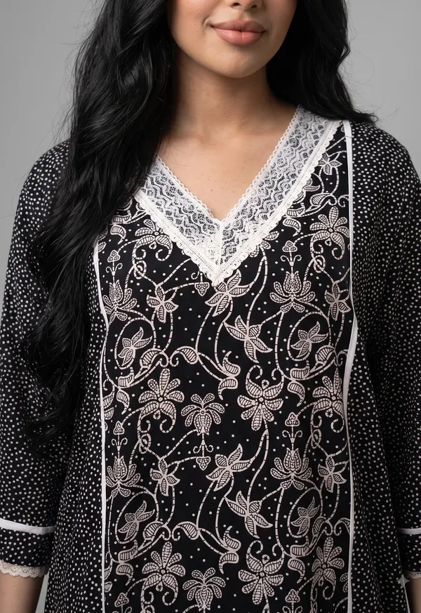 Evolove_X_Farasha_Butterfly_Cotton_Maxi_Nightdress_For_Women_|_Flared_Long_Nightgown_With_3/4_Sleeves_|_Soft_&_Comfortable_Cotton_Nightwear