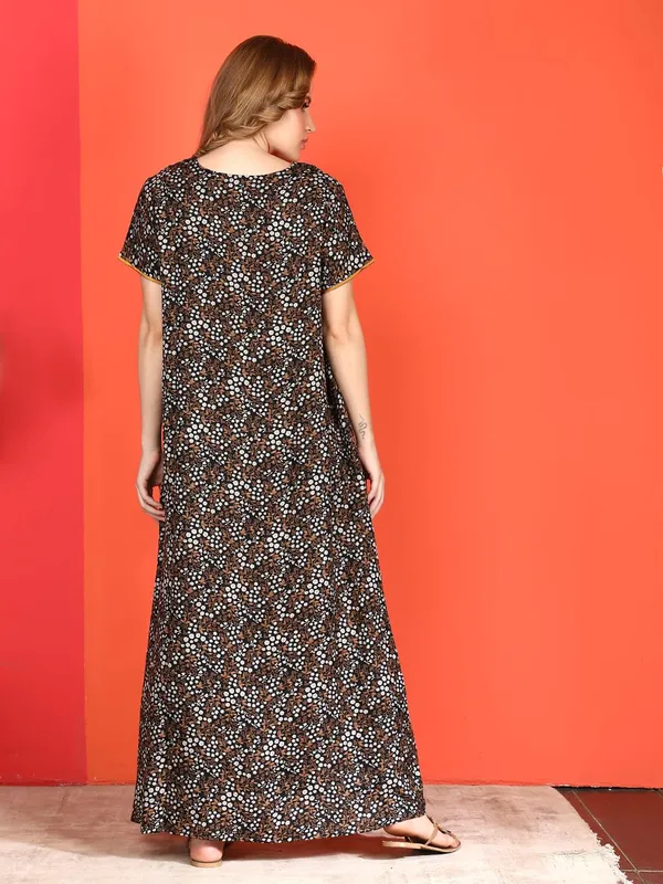 Evolove_Alpine_Nighty_Maxi_For_Women_With_One_Side_Pocket_|_Round_Neck_Printed_Short_Sleeves_Full_Length_Night_Wear_Gown_Midnight_Black_X-Large