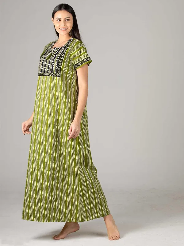 Evolove_Women's_Pepper_Green_Cotton_Printed_Nighty_|_Soft_Breathable_Full_Length_Night_Gown_with_Contrast_Bib_Yoke_&_Tassel_|_Daily_Wear_Loungewear