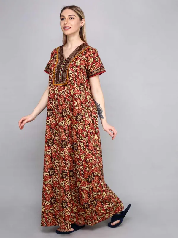 Evolove_Cotton_Embroidery_Nighty_Maxi_for_Women_with_Side_Pocket_|_Printed_Short_Sleeves_Full_Length_Night_Wear_Gown_|_Super_Comfortable_|_Summer_Collection.