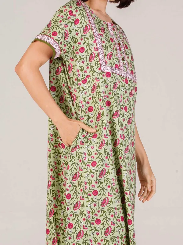 Forest_Green_Cotton_Long_Maxi_Night_Gown_&_Stylish_Button